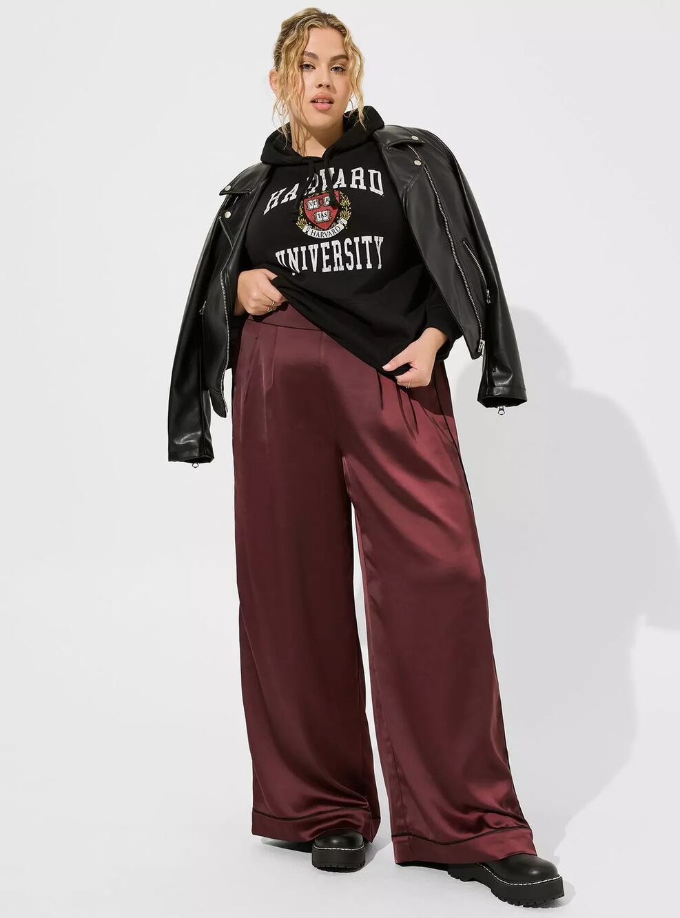 Torrid Womens Wide Leg Satin High Rise Pant Pleated Front Sassafras Size 1R NEW
